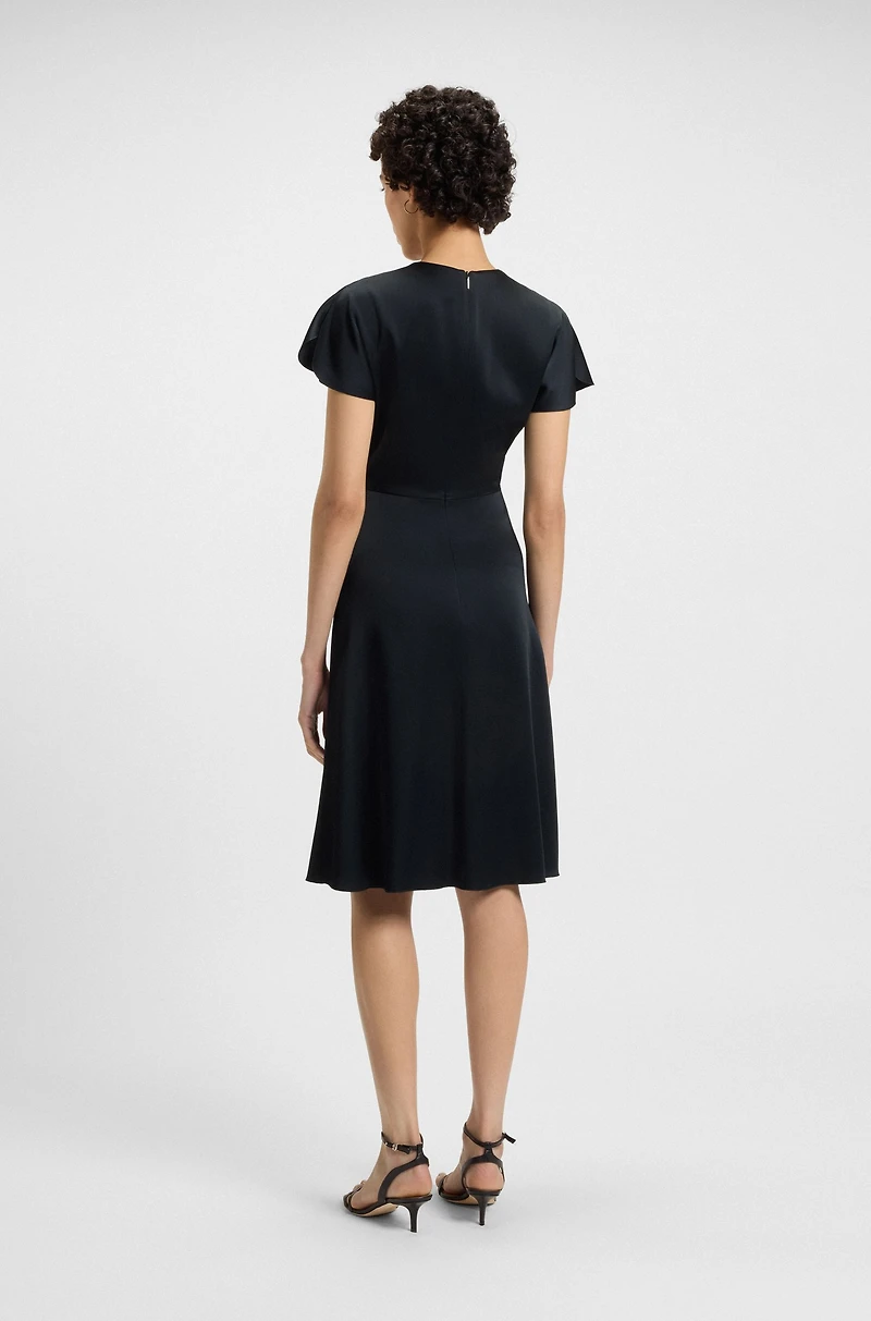 V-neck dress with gathered waistband