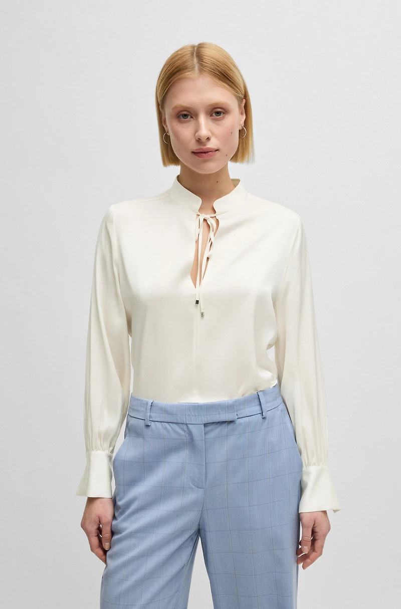 Relaxed-fit blouse stretch silk with keyhole neckline
