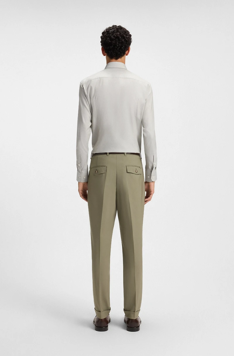 Slim-fit shirt a structured cotton blend