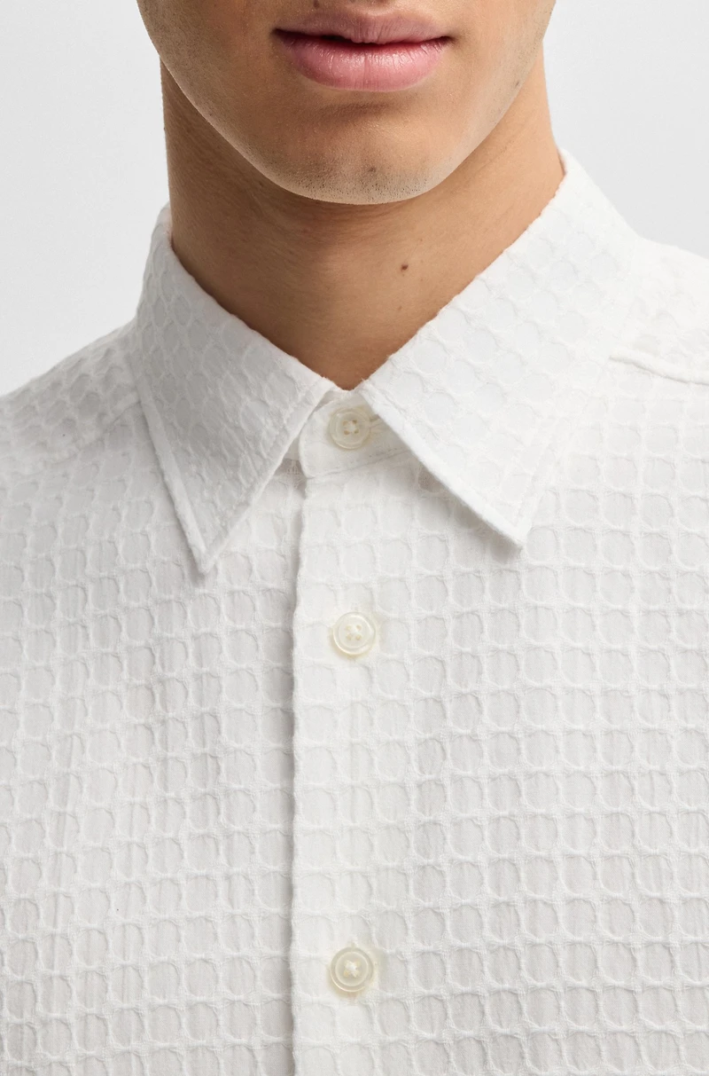 Relaxed-fit shirt waffle-structured cotton