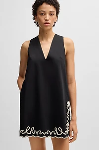Cotton dress with contrast embroidery
