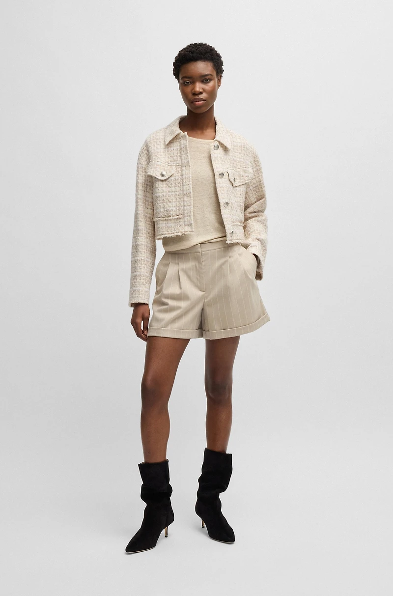 Tapered-fit shorts pinstripe stretch fabric