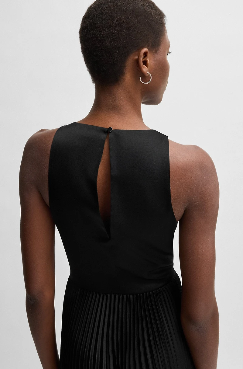 Maxi dress hammered satin with plissé skirt