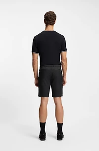 Easy-iron shorts with water-repellent finish