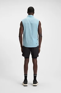 Active water-repellent vest with quick-dry performance