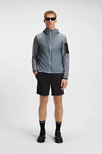 Packable water-repellent jacket lightweight ripstop fabric