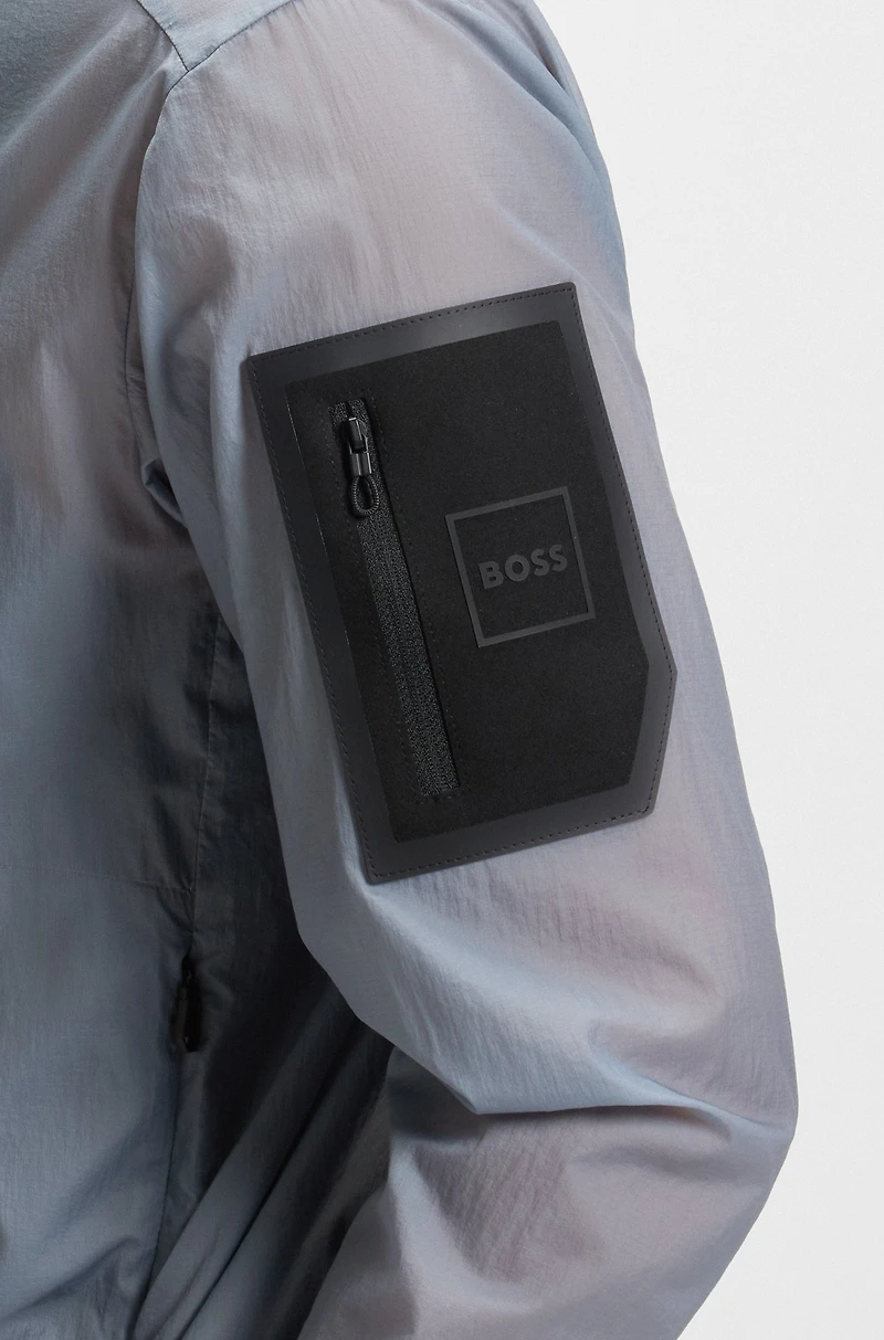 Packable water-repellent jacket lightweight ripstop fabric