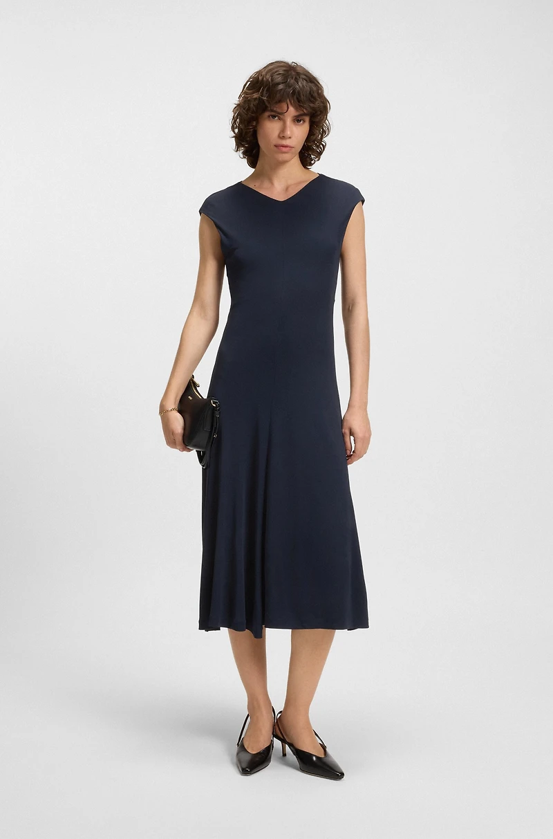 Sleeveless dress matte jersey with seaming details
