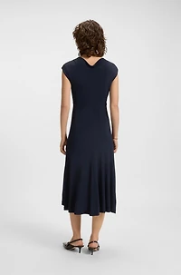 Sleeveless dress matte jersey with seaming details