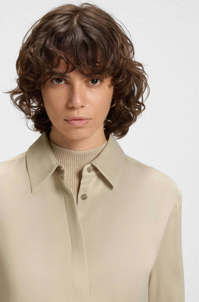 Regular-fit blouse satin