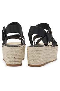 Leather sandals with platform sole