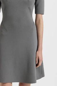 Knitted dress with skipper collar