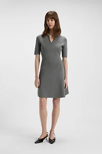 Knitted dress with skipper collar