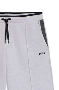 Relaxed-fit shorts quilted jacquard