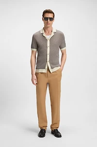 Cotton knit cardigan a regular fit