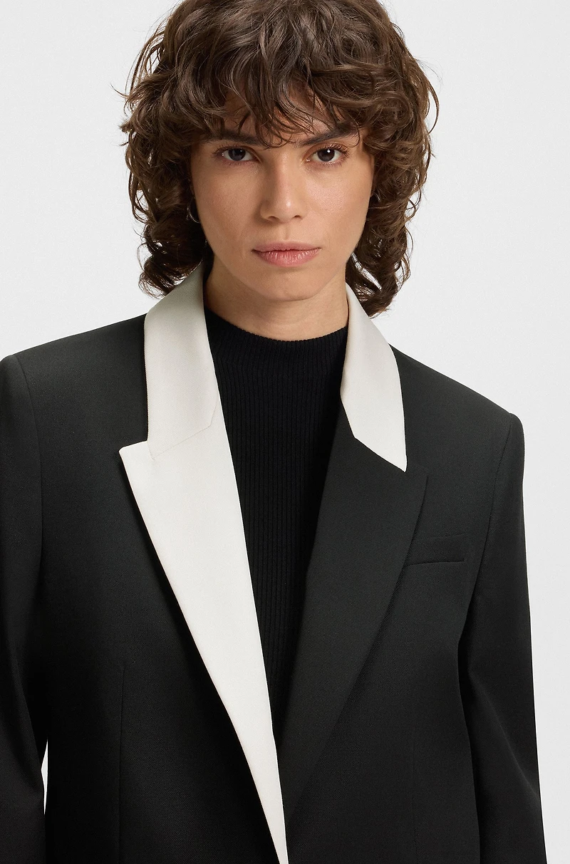 Relaxed-fit blazer with color-blocked lapels