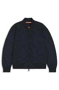 Water-repellent jacket with onion quilting