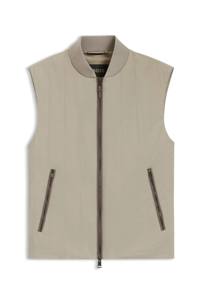Water-repellent gilet with tonal binding