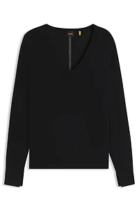 V-neck sweater with openwork stitching