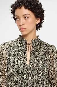 Relaxed-fit blouse printed seersucker