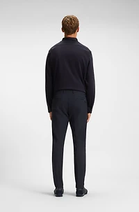Slim-fit trousers water-repellent fabric