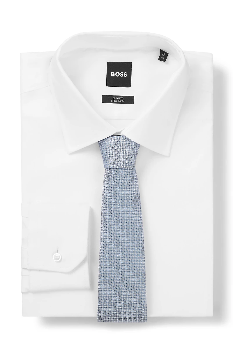 Micro-pattern tie in a silk blend