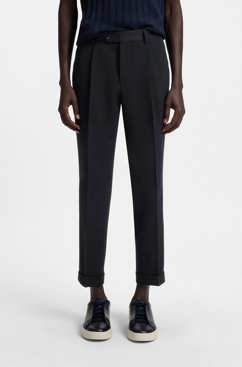Regular-fit trousers water-repellent virgin wool