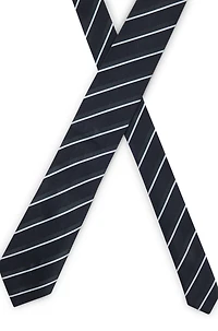 Silk tie with diagonal stripes