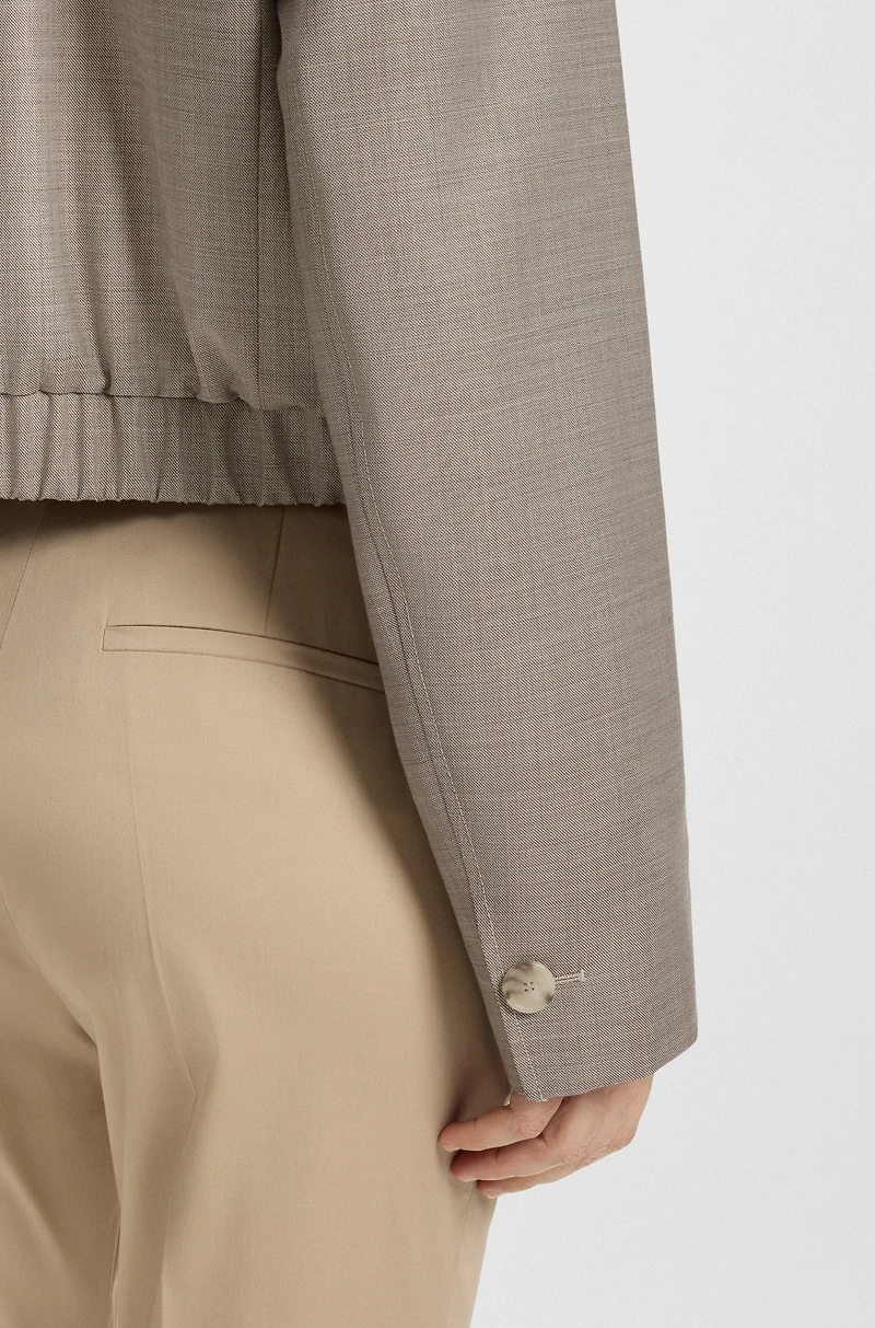 Stretch-wool jacket with sharkskin weave
