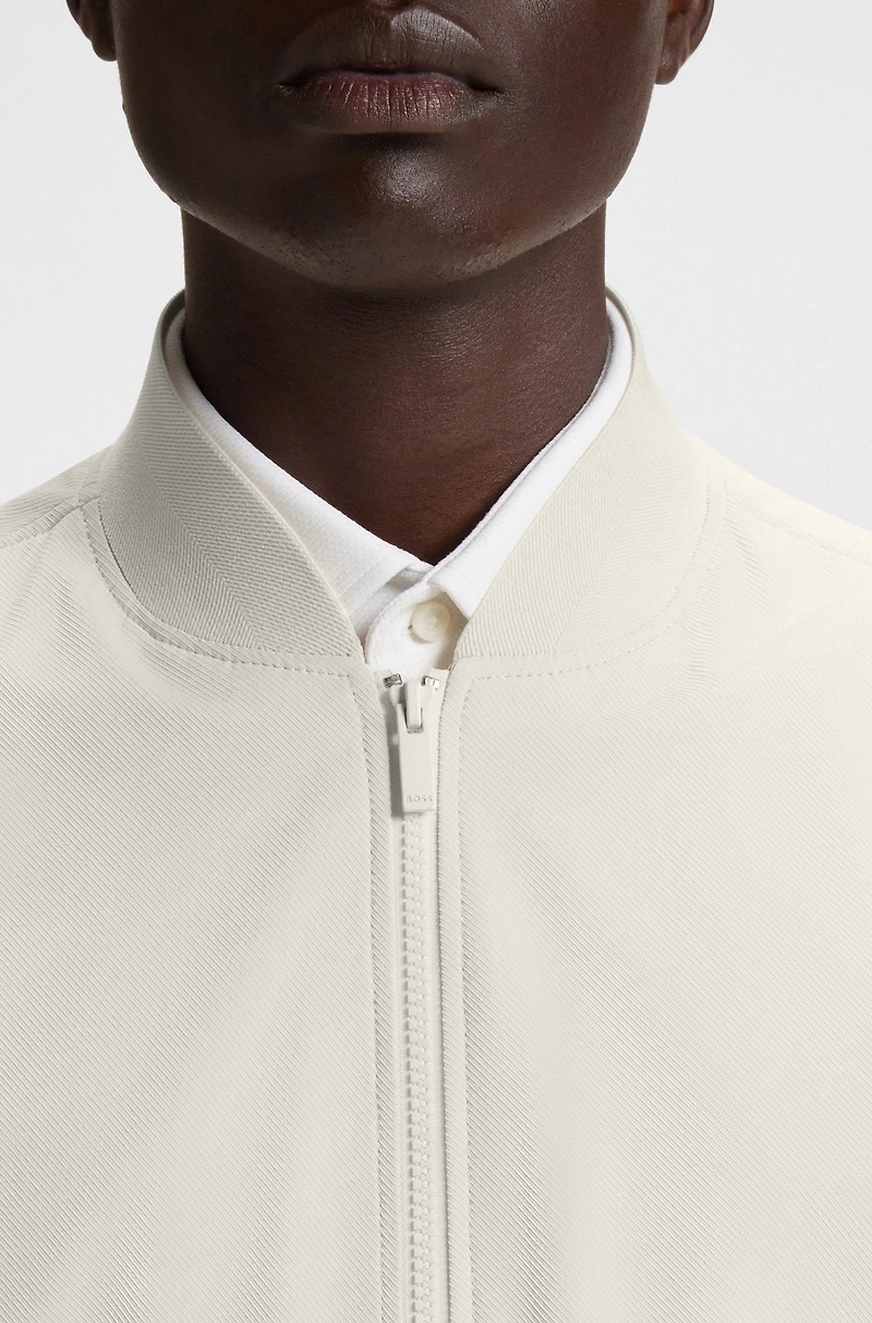 Water-repellent jacket performance-stretch fabric
