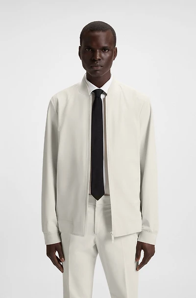 Water-repellent jacket performance-stretch fabric