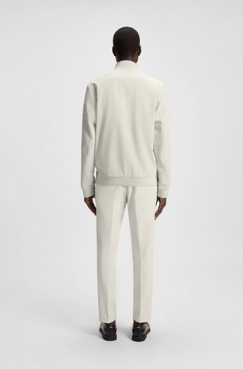 Water-repellent jacket performance-stretch fabric