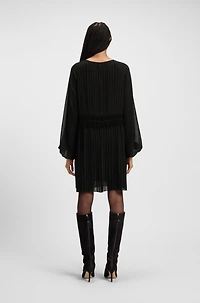 Smocked-waistband dress with plissé pleats