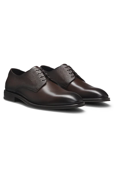 Plain and structured Derby shoes leather