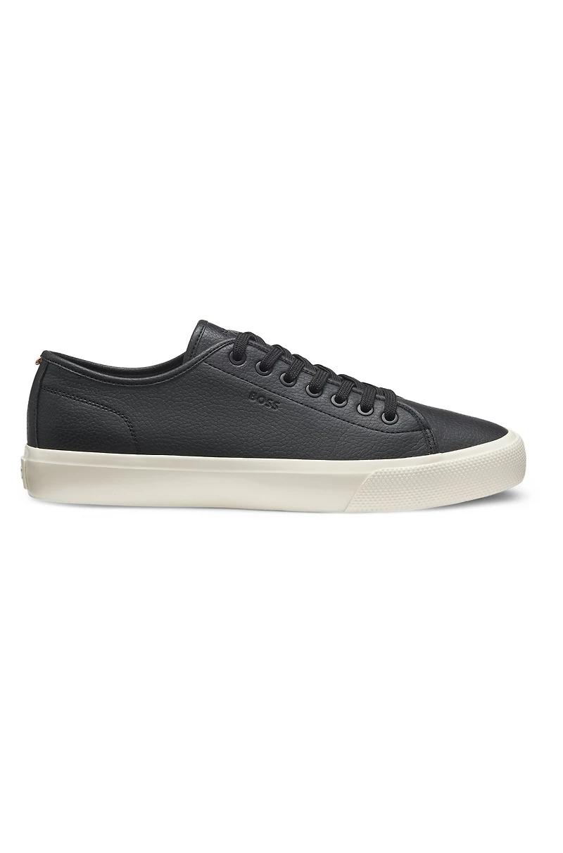 Low-top trainers grained faux leather