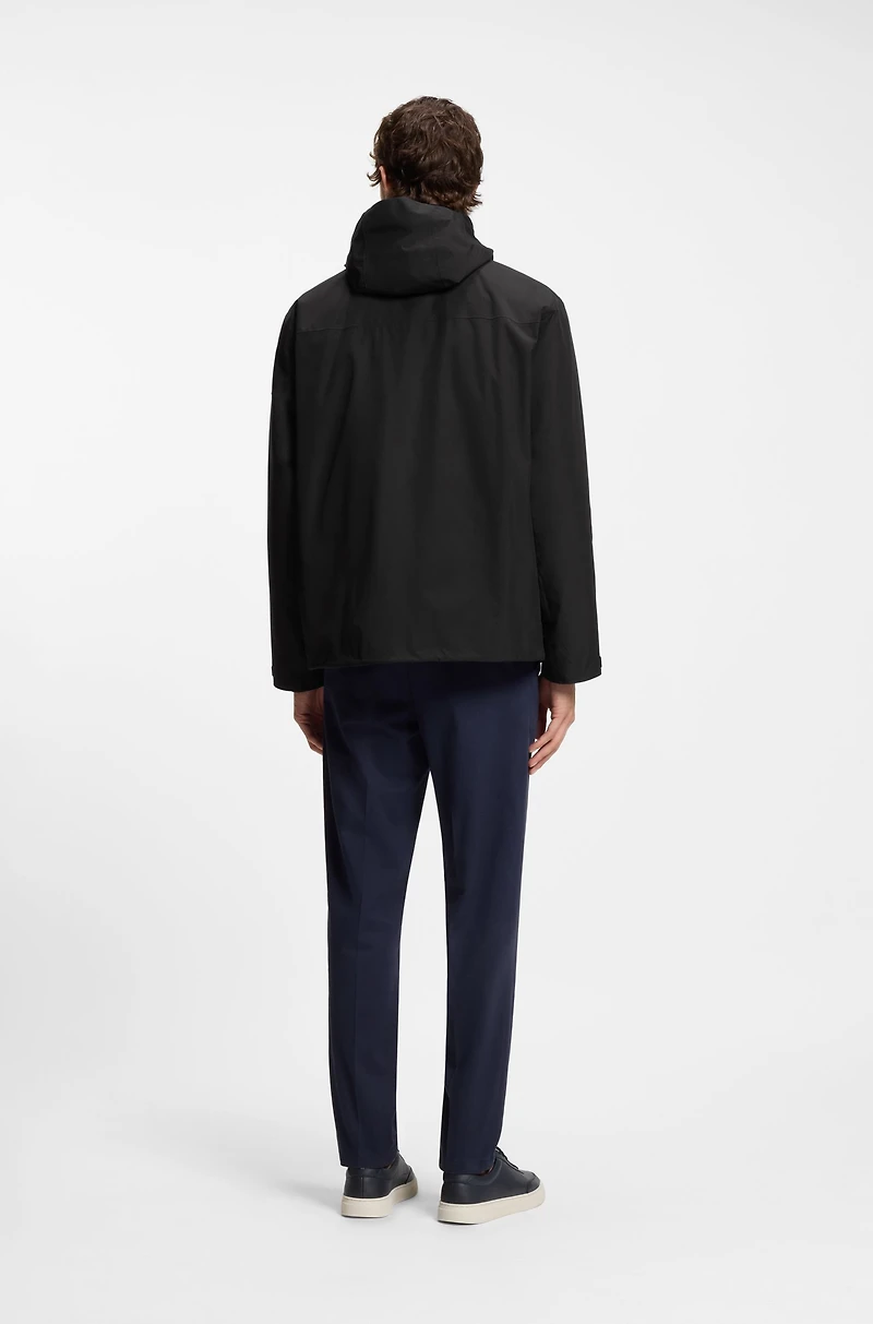 Water-repellent jacket with padded inner