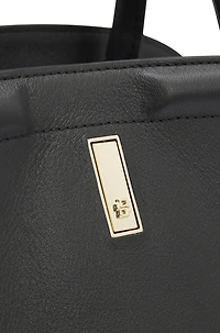 Ariell tote bag in grained leather with detachable strap