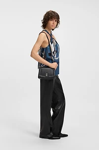 Ariell saddle bag in grained leather