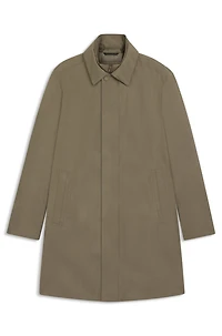 Water-repellent coat with detachable bib