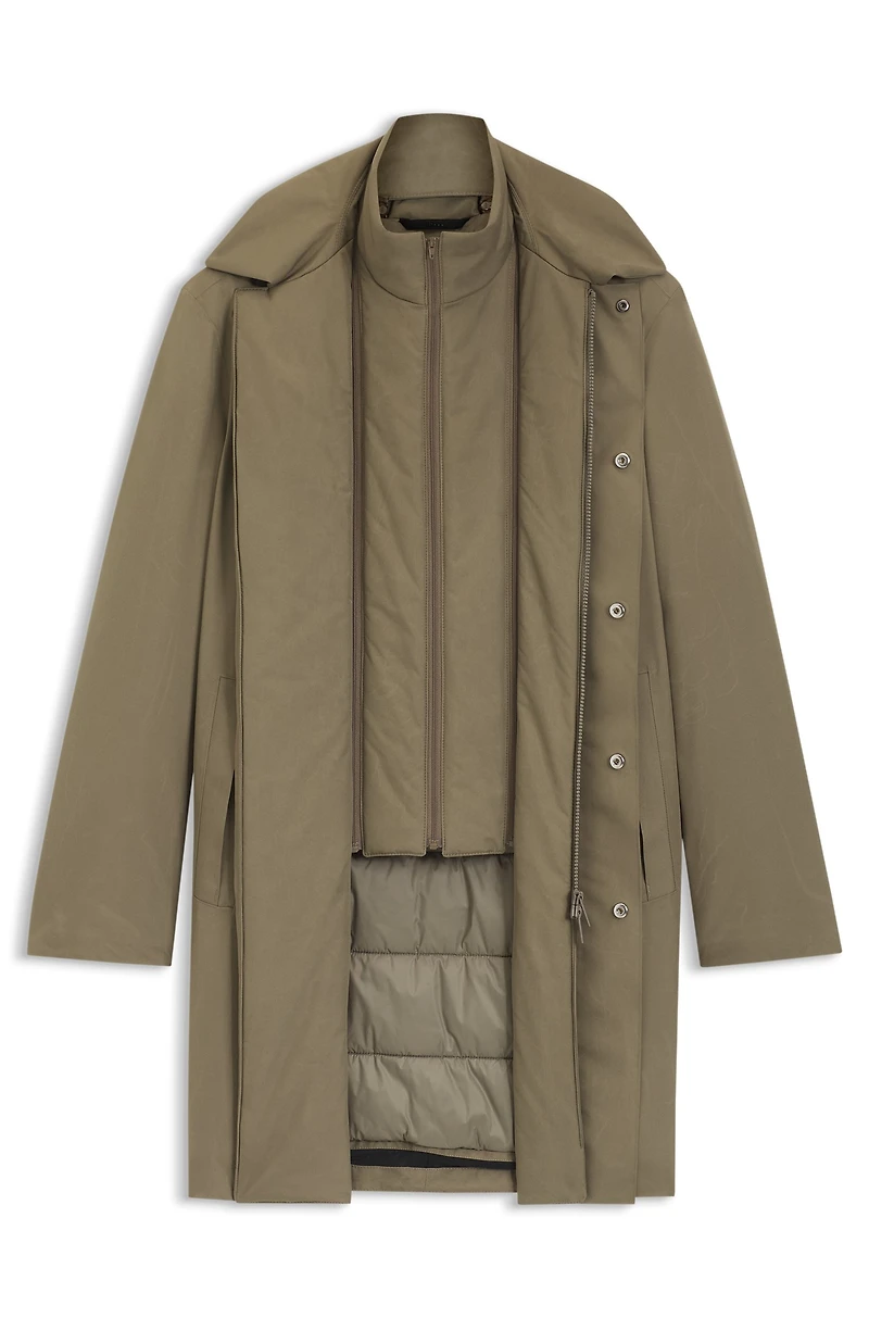 Water-repellent coat with detachable bib