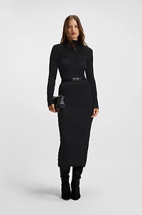 Pencil skirt with geometric plissé