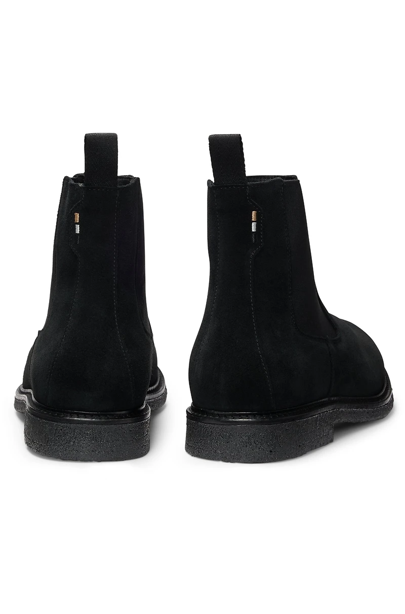 Elasticated-panel Chelsea boots suede