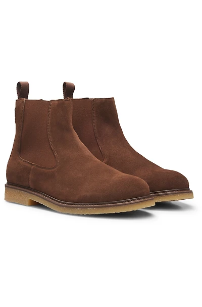 Elasticated-panel Chelsea boots suede