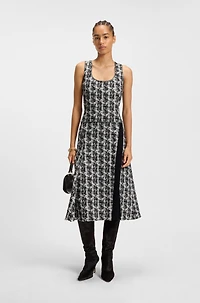 Sleeveless dress patterned feather tweed