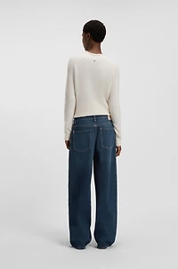Wide-leg jeans with front pleats