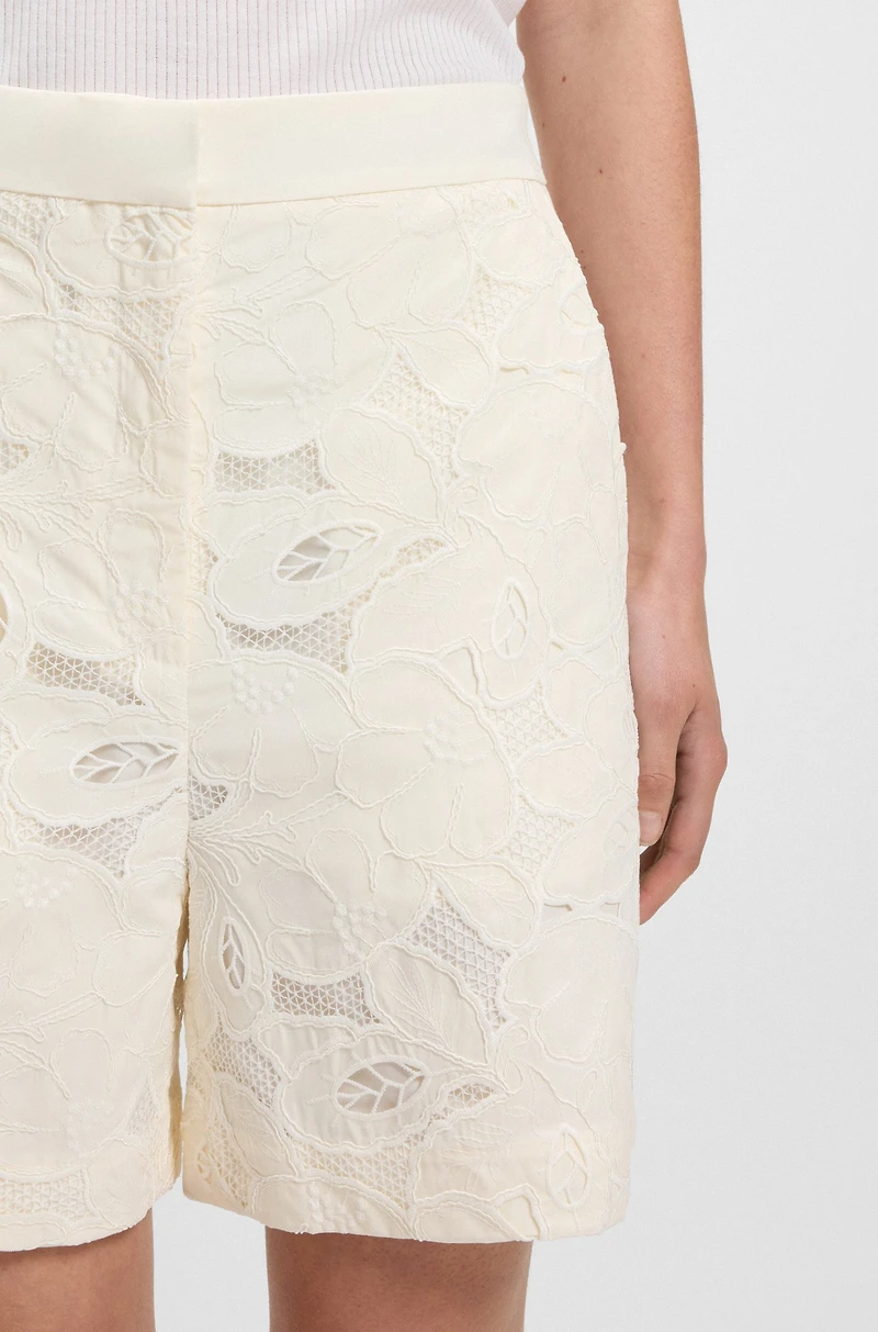 Wide-leg shorts with broderie anglaise
