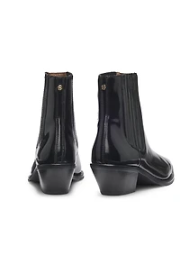 Cuban-heel ankle boots polished leather