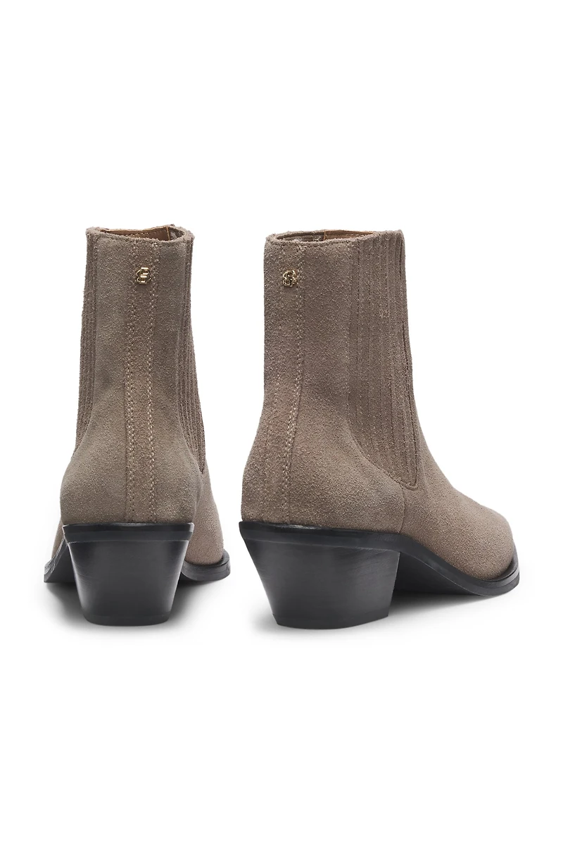 Ankle boots suede with Cuban heel
