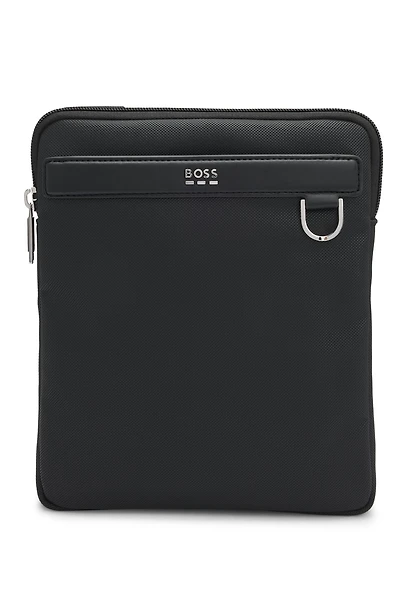 Reporter bag with smooth and structured finishes