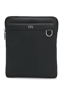 Reporter bag with smooth and structured finishes